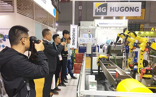 第二届进博会浙江日报拍摄太阳城官网意大利CEA展位