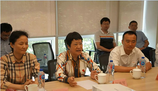 上海市青浦戋戋委书记赵惠琴带队莅临太阳城官网调研